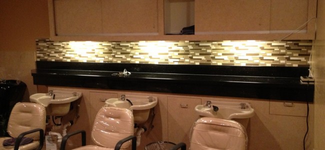 Beauty center backsplash
